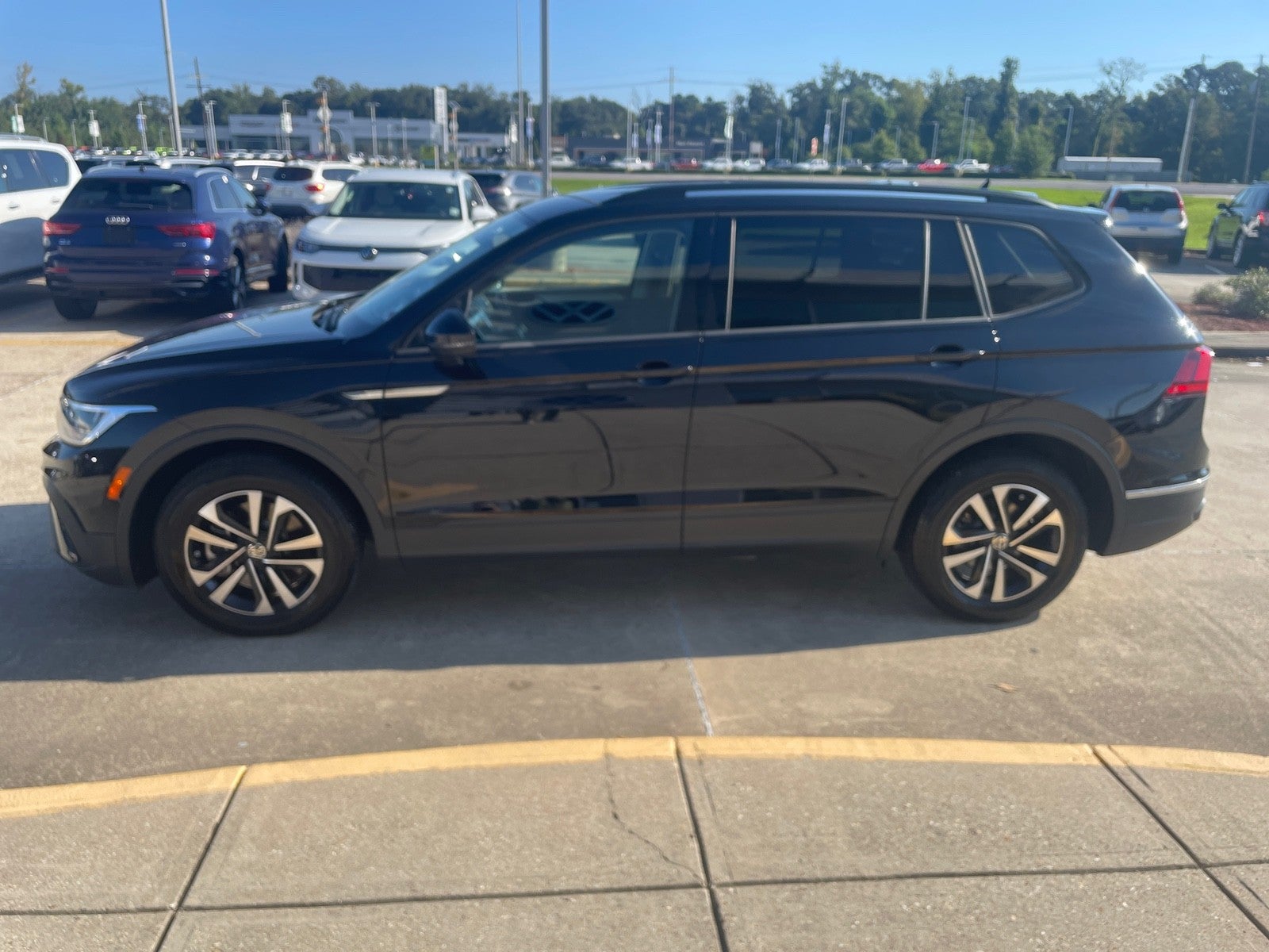 2024 Volkswagen Tiguan S