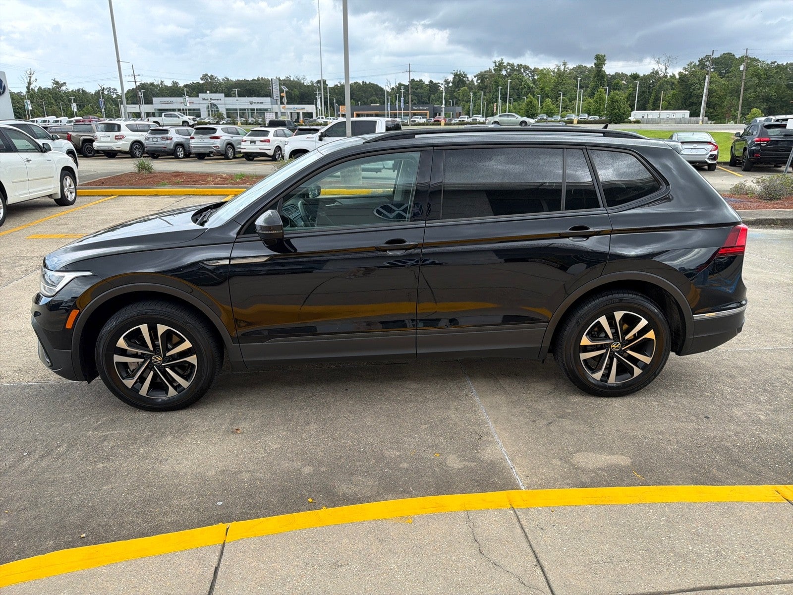 2023 Volkswagen Tiguan S