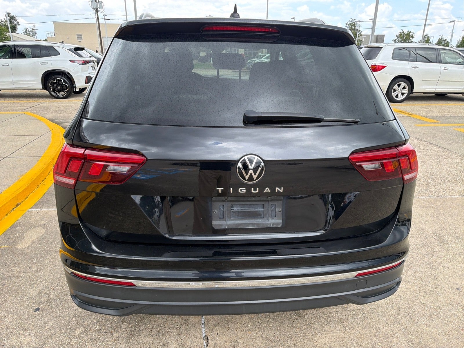 2023 Volkswagen Tiguan S