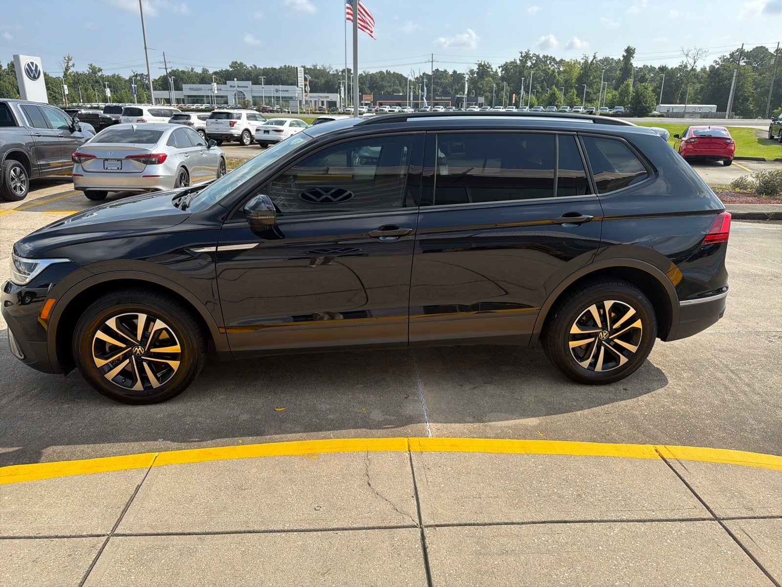 2023 Volkswagen Tiguan S