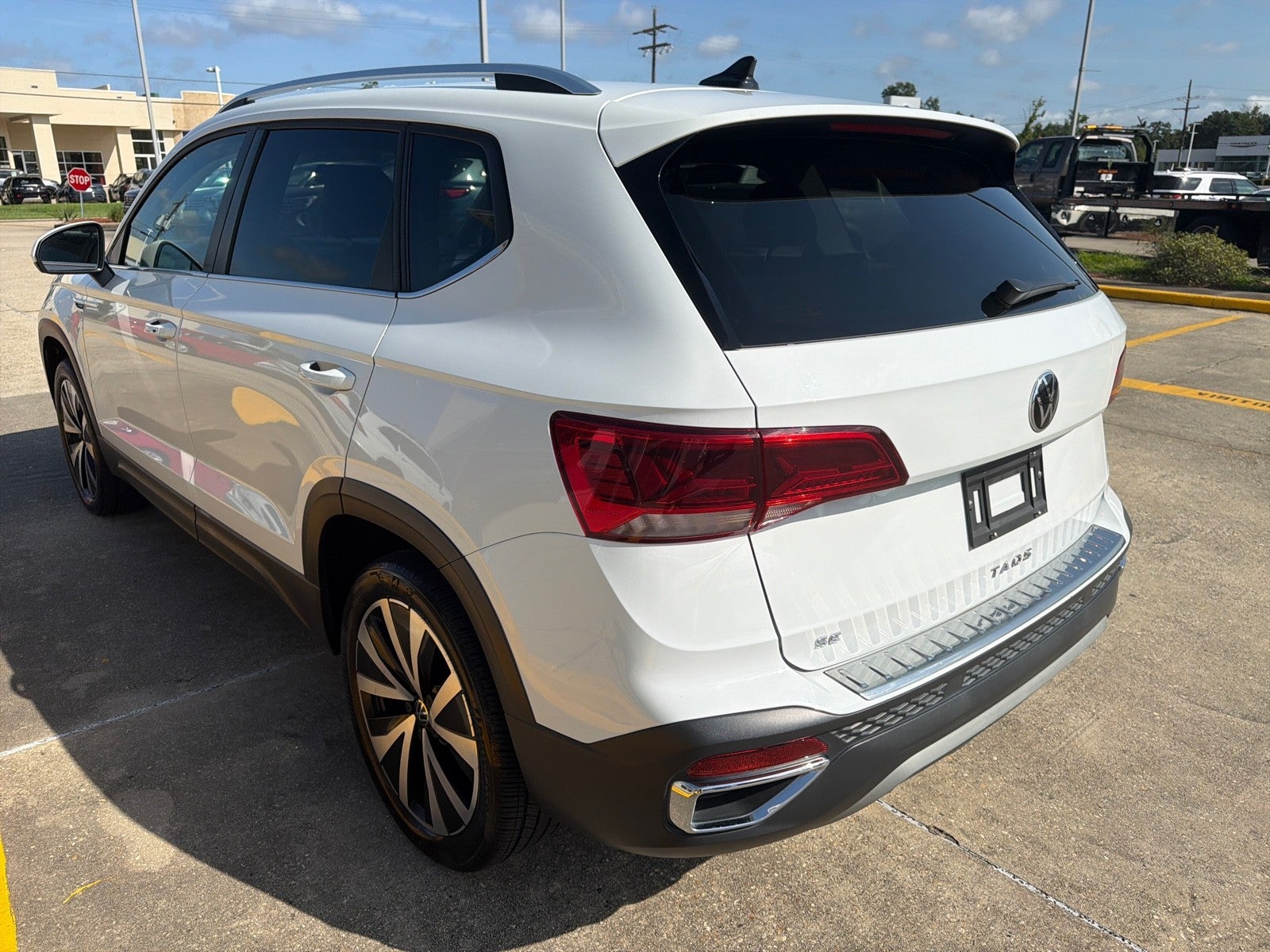 2022 Volkswagen Taos SE