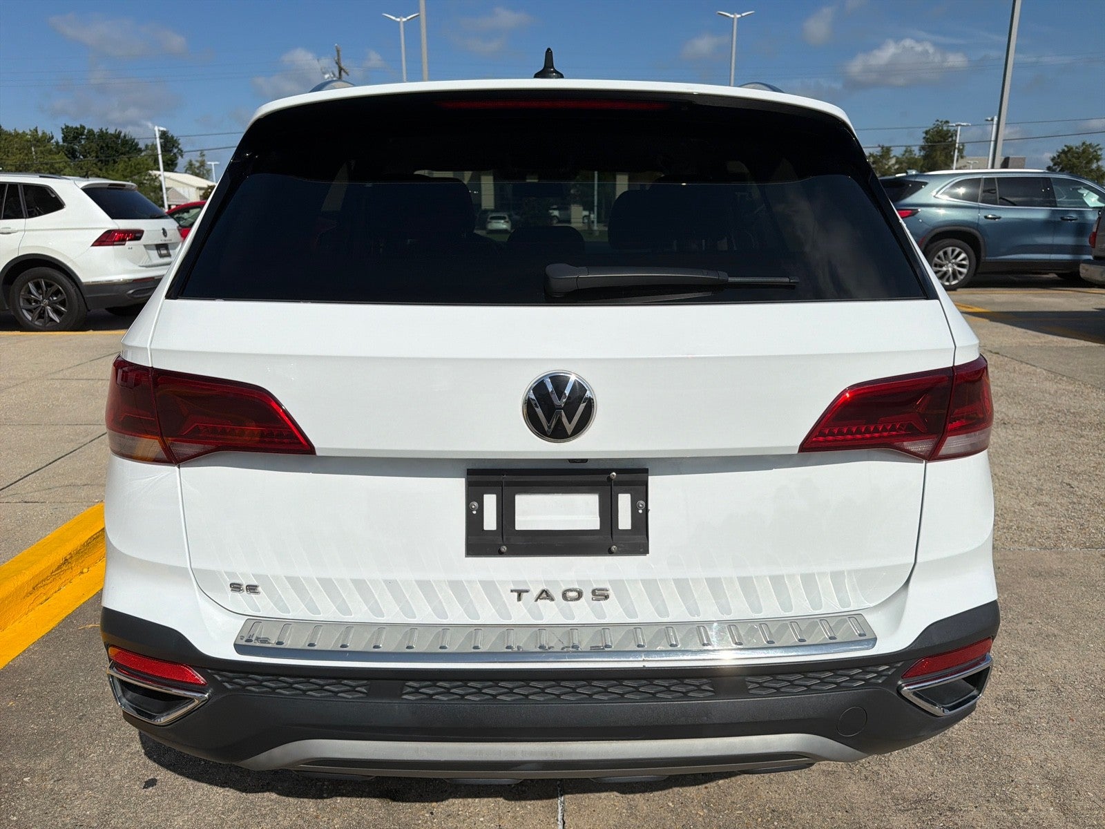2022 Volkswagen Taos SE