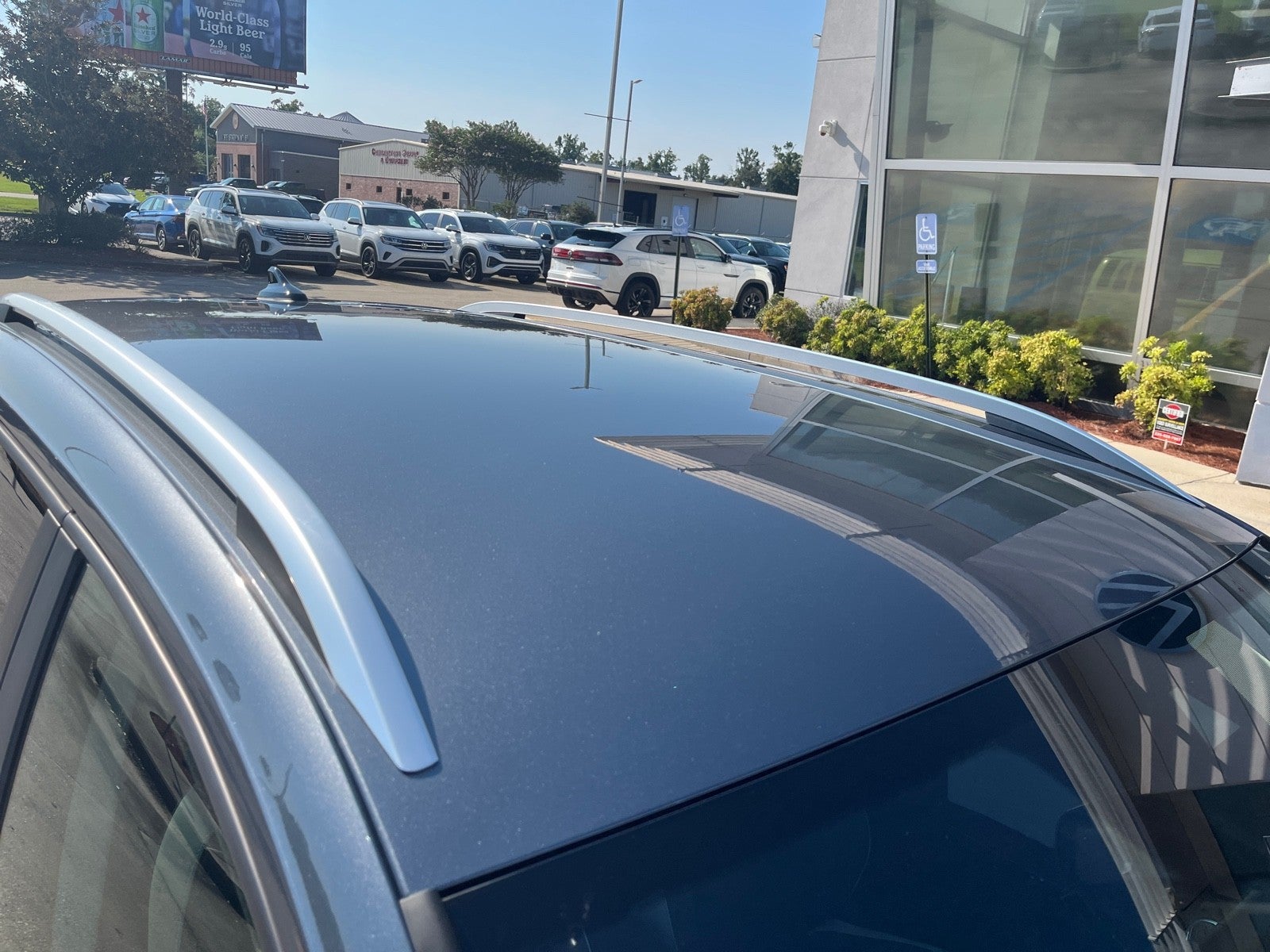 2025 Volkswagen Taos SE