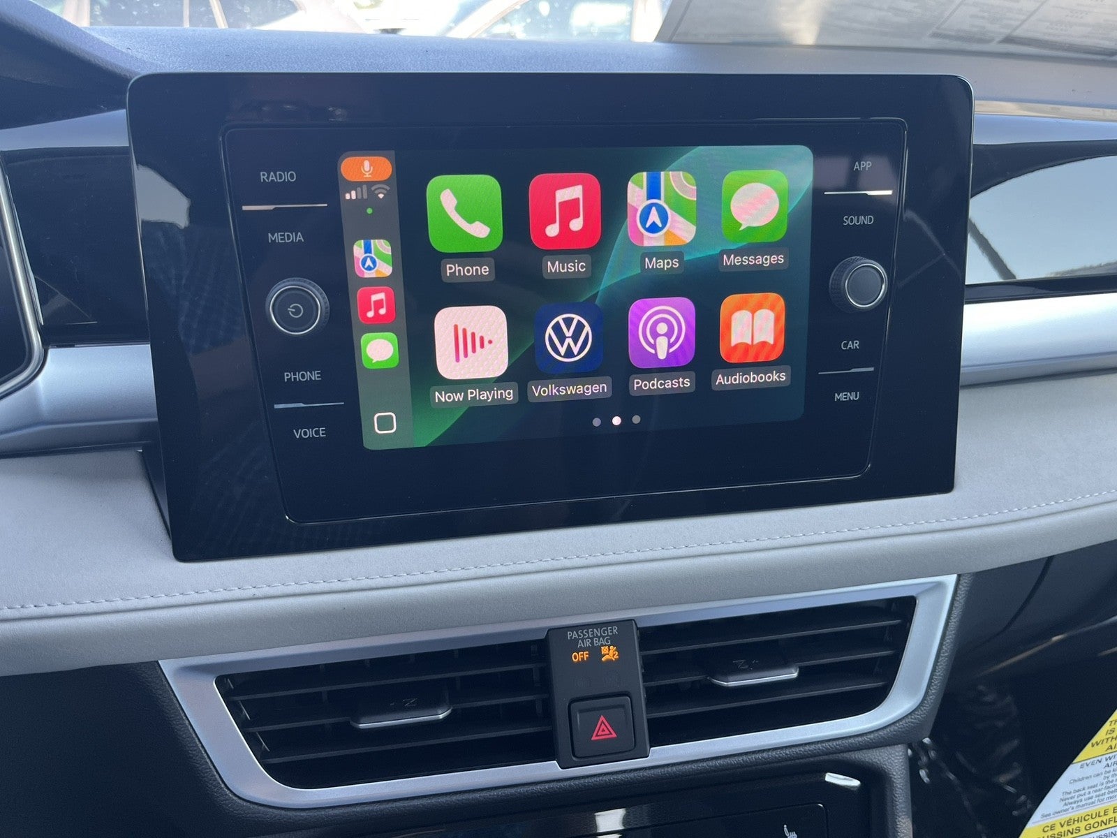 2025 Volkswagen Taos SE