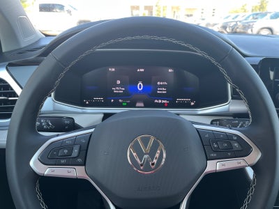 2025 Volkswagen Taos SE