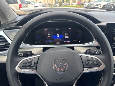 2026 Volkswagen Taos SE