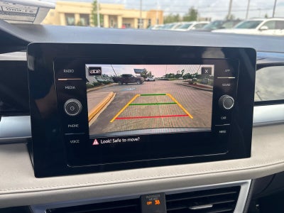 2026 Volkswagen Taos SE