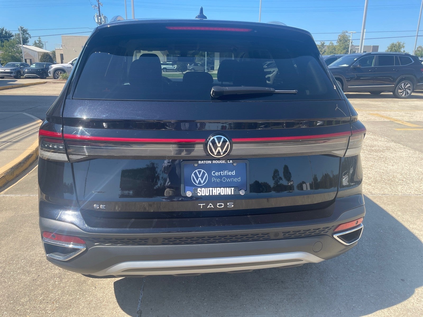 2025 Volkswagen Taos SE