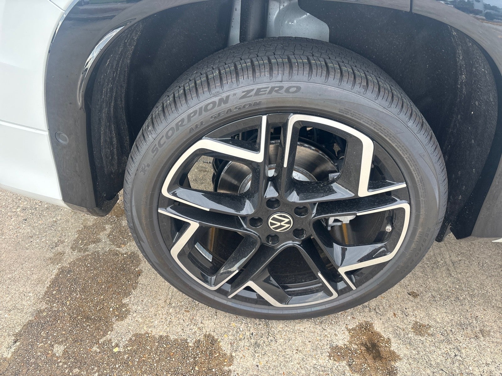 2026 Volkswagen Tiguan SEL R-Line Turbo