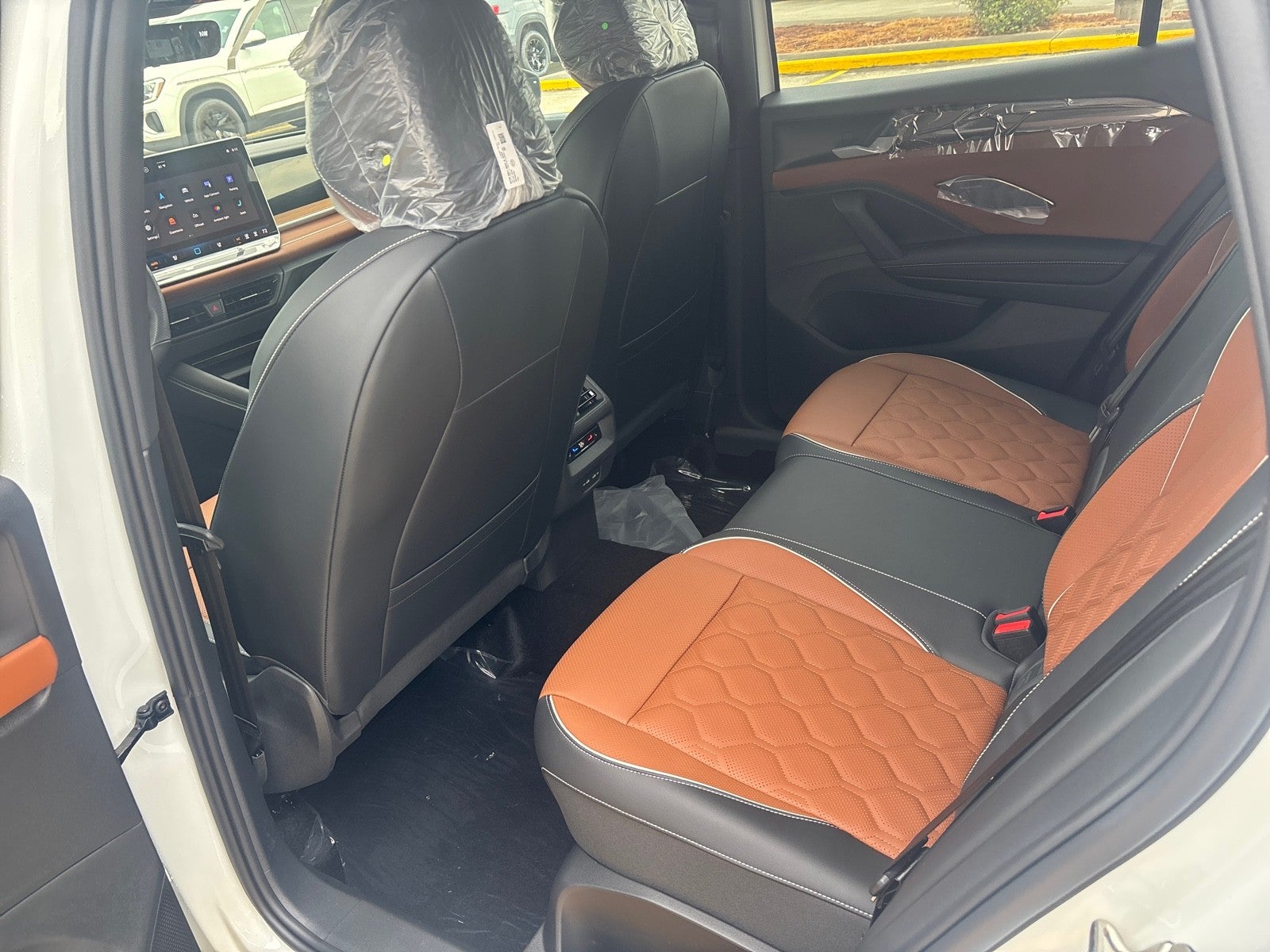 2026 Volkswagen Tiguan SEL R-Line Turbo