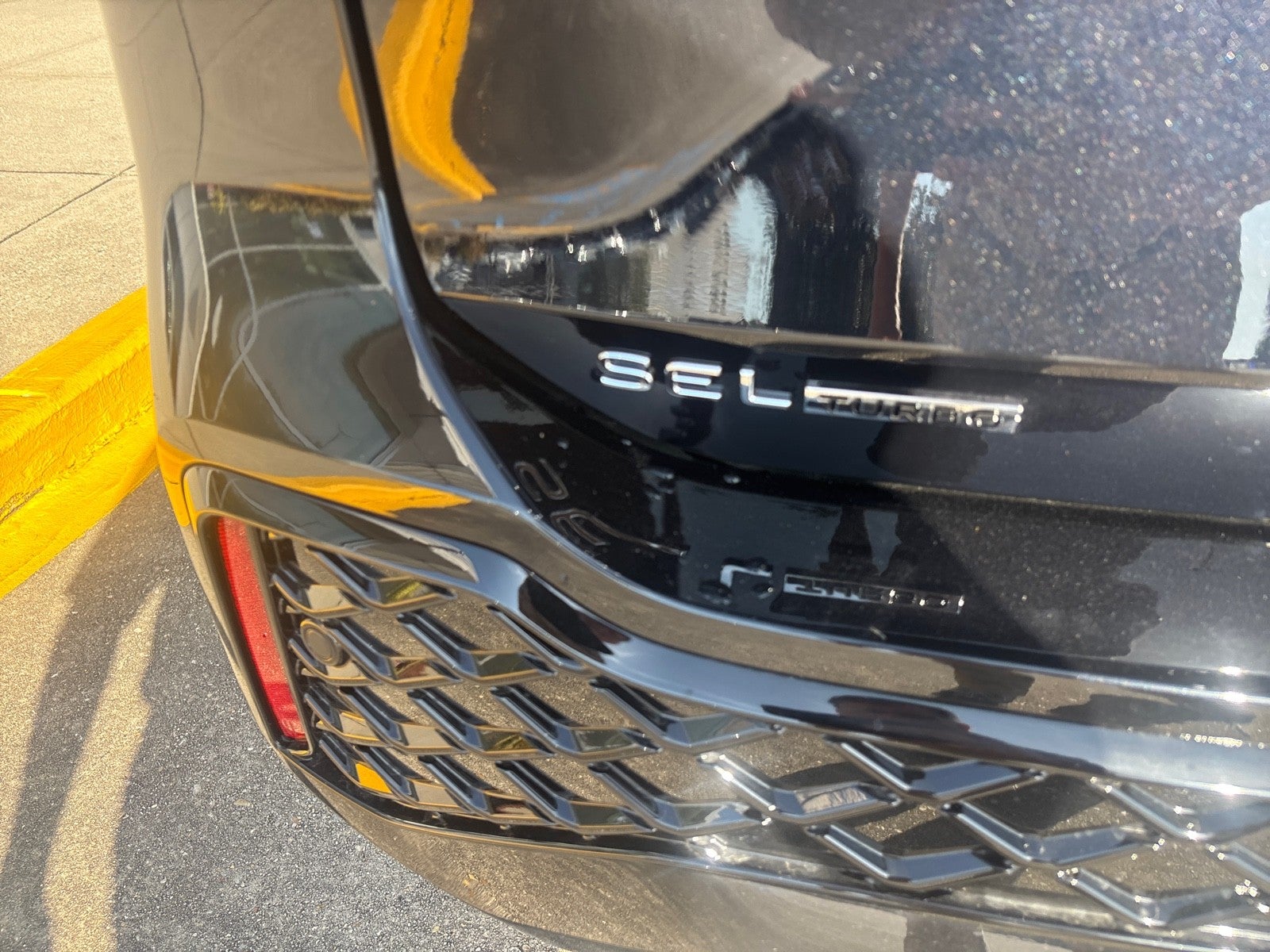 2026 Volkswagen Tiguan SEL R-Line Turbo