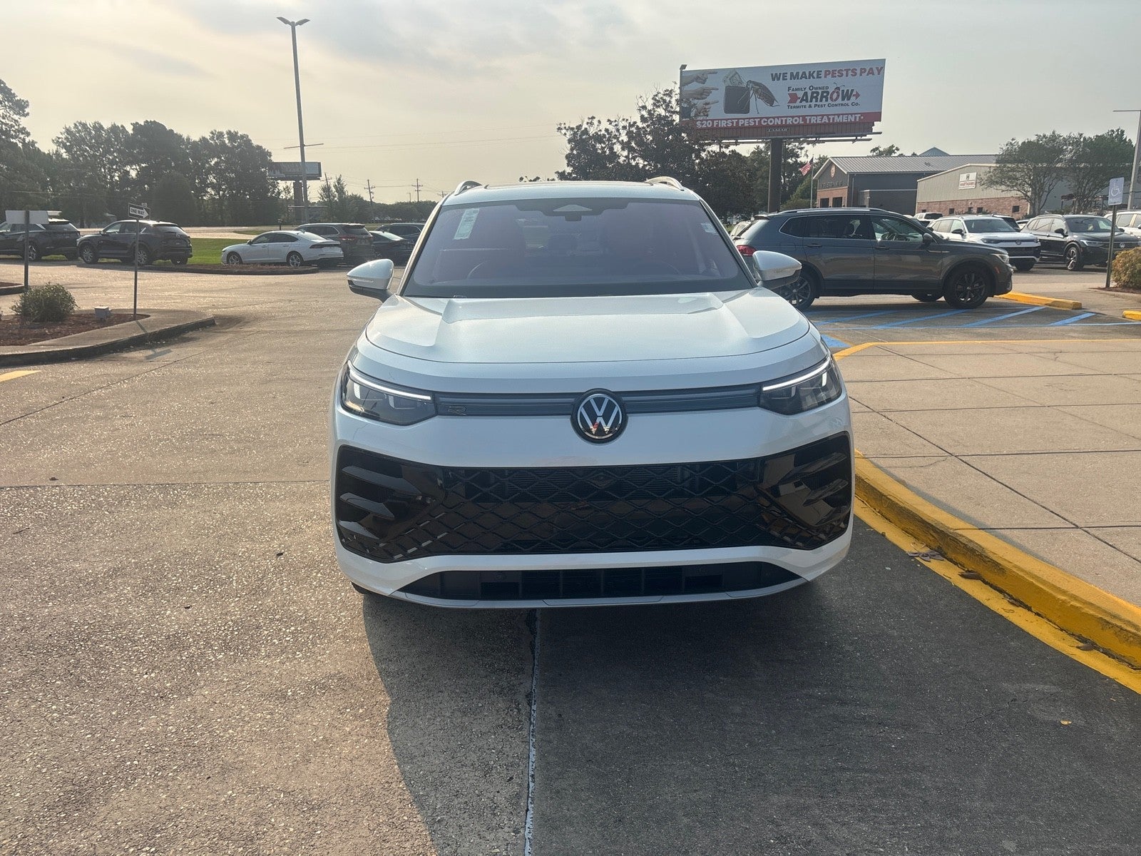 2026 Volkswagen Tiguan SEL R-Line Turbo