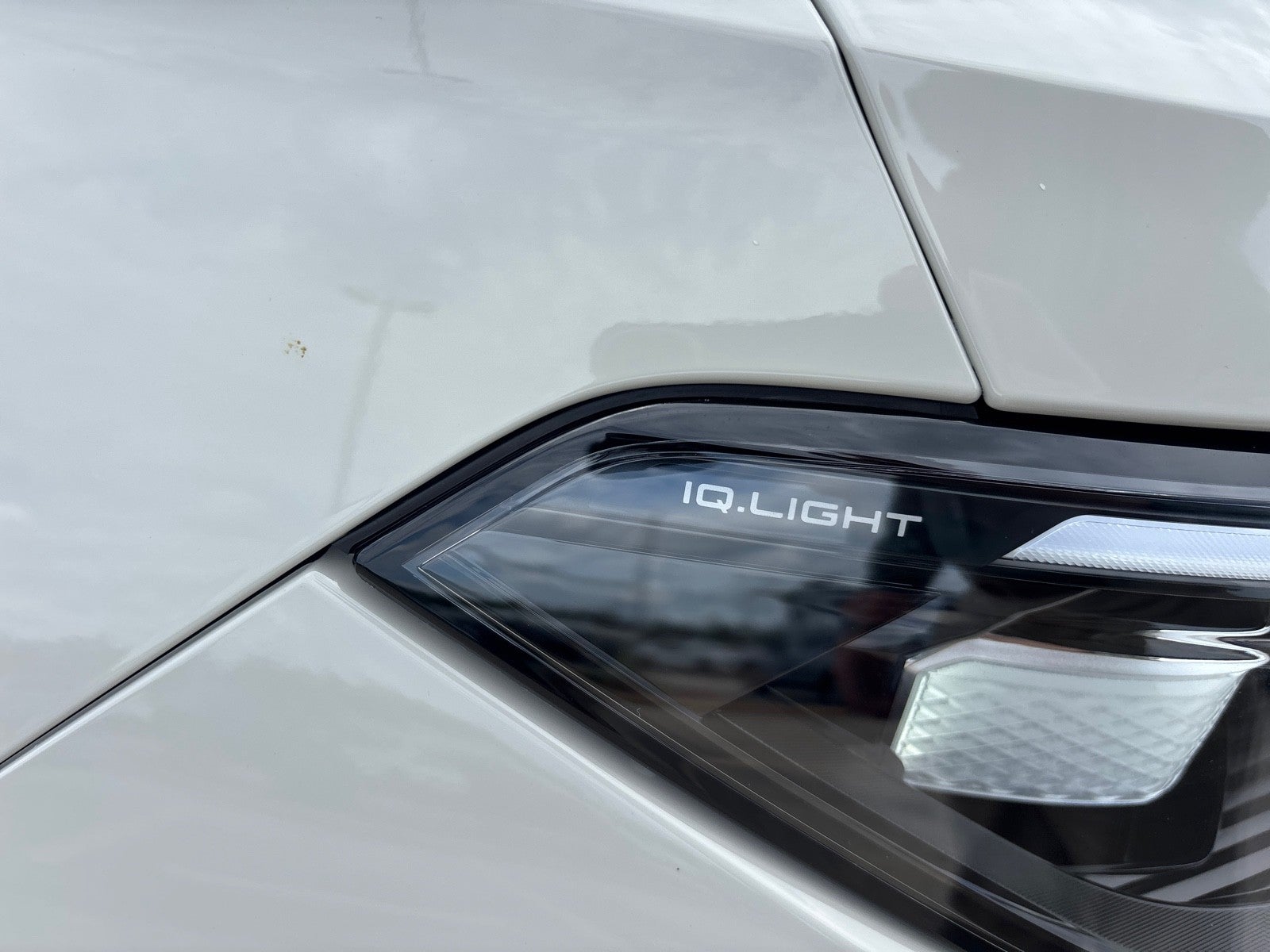 2026 Volkswagen Tiguan SEL R-Line