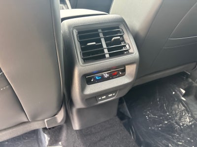 2026 Volkswagen Tiguan SEL R-Line