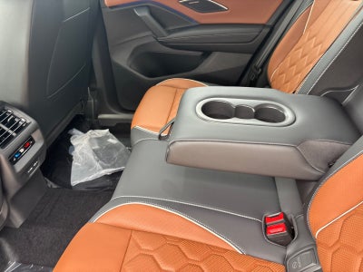 2026 Volkswagen Tiguan SEL R-Line