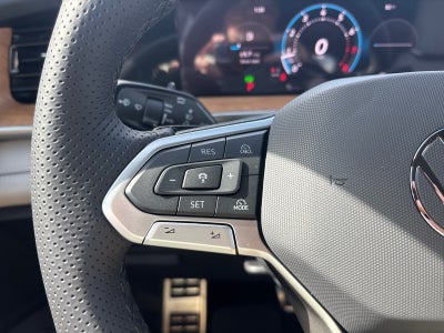 2026 Volkswagen Tiguan SEL R-Line