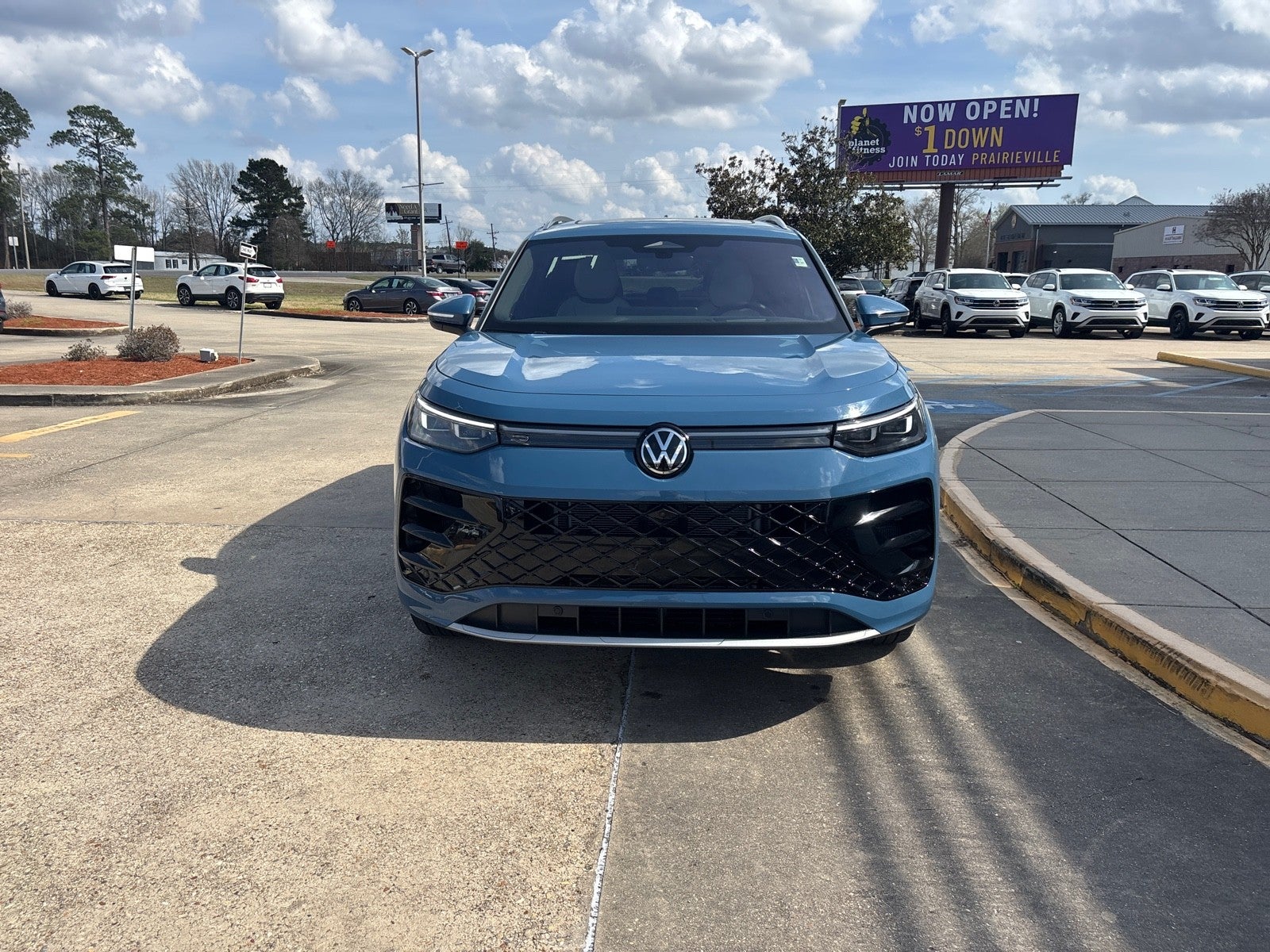 2026 Volkswagen Tiguan SEL R-Line