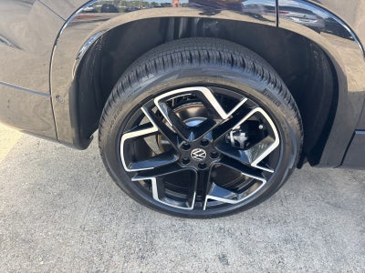 2026 Volkswagen Tiguan SEL R-Line Turbo