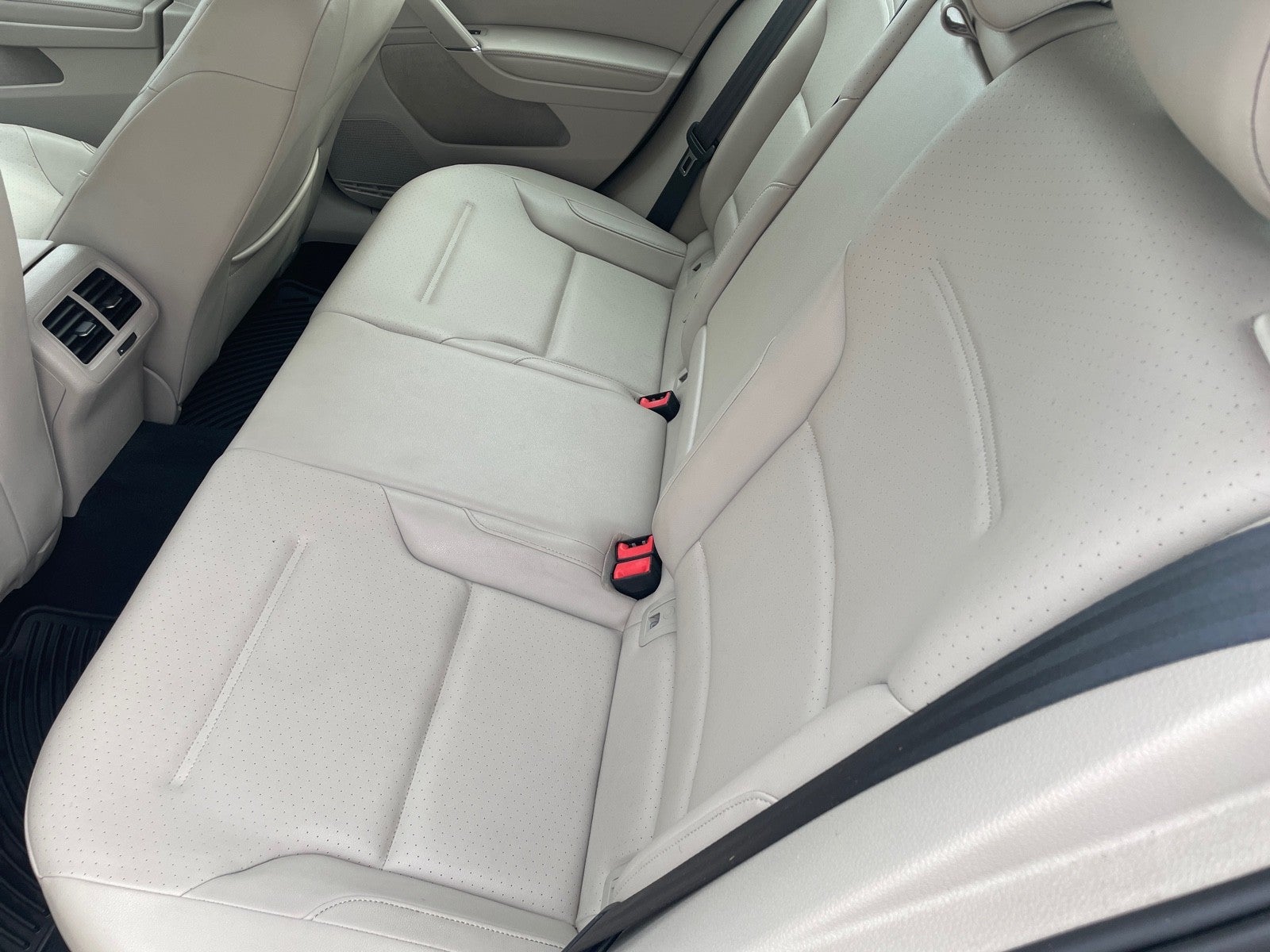 2016 Volkswagen Golf TSI SE