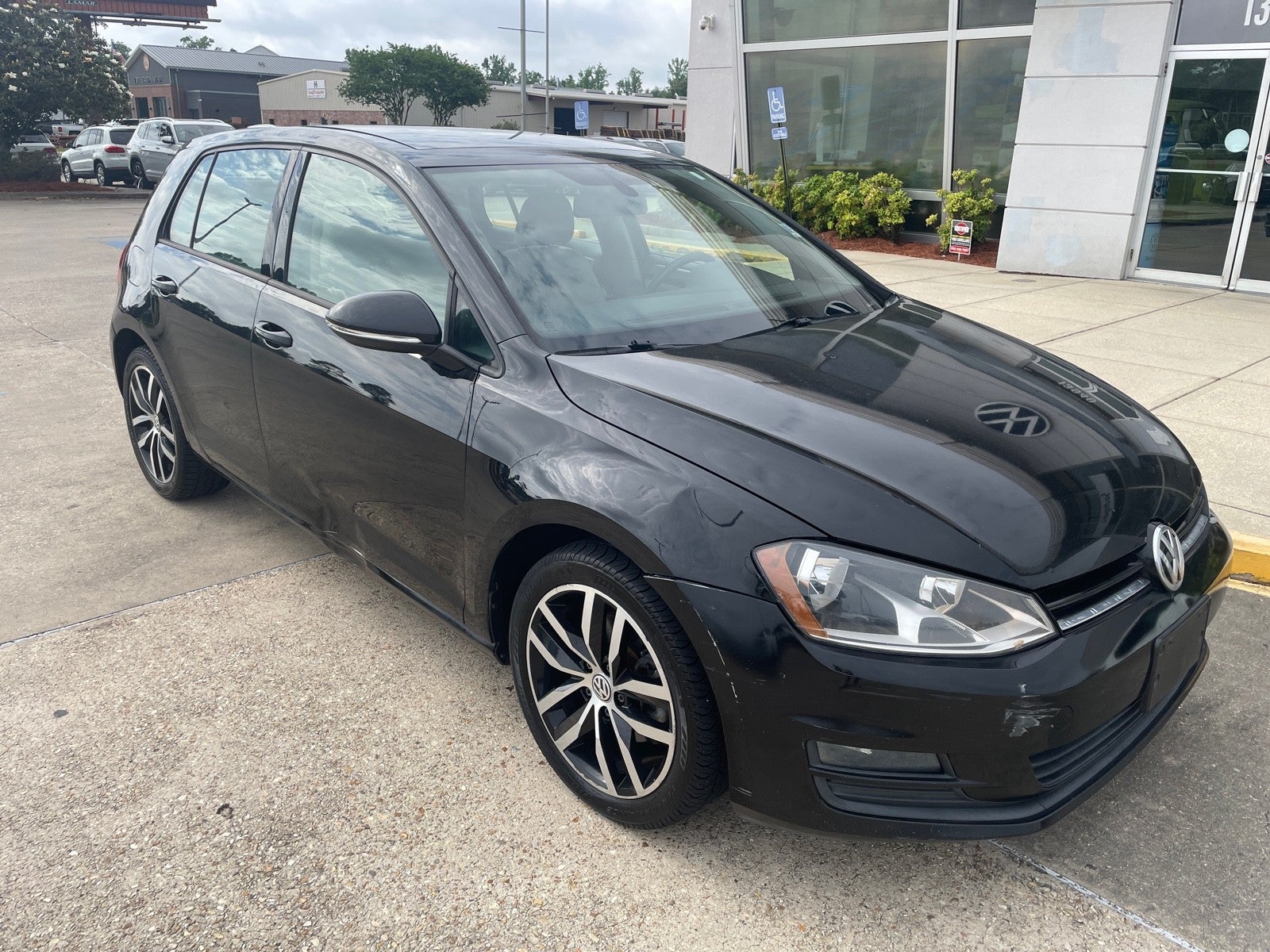2016 Volkswagen Golf TSI SE