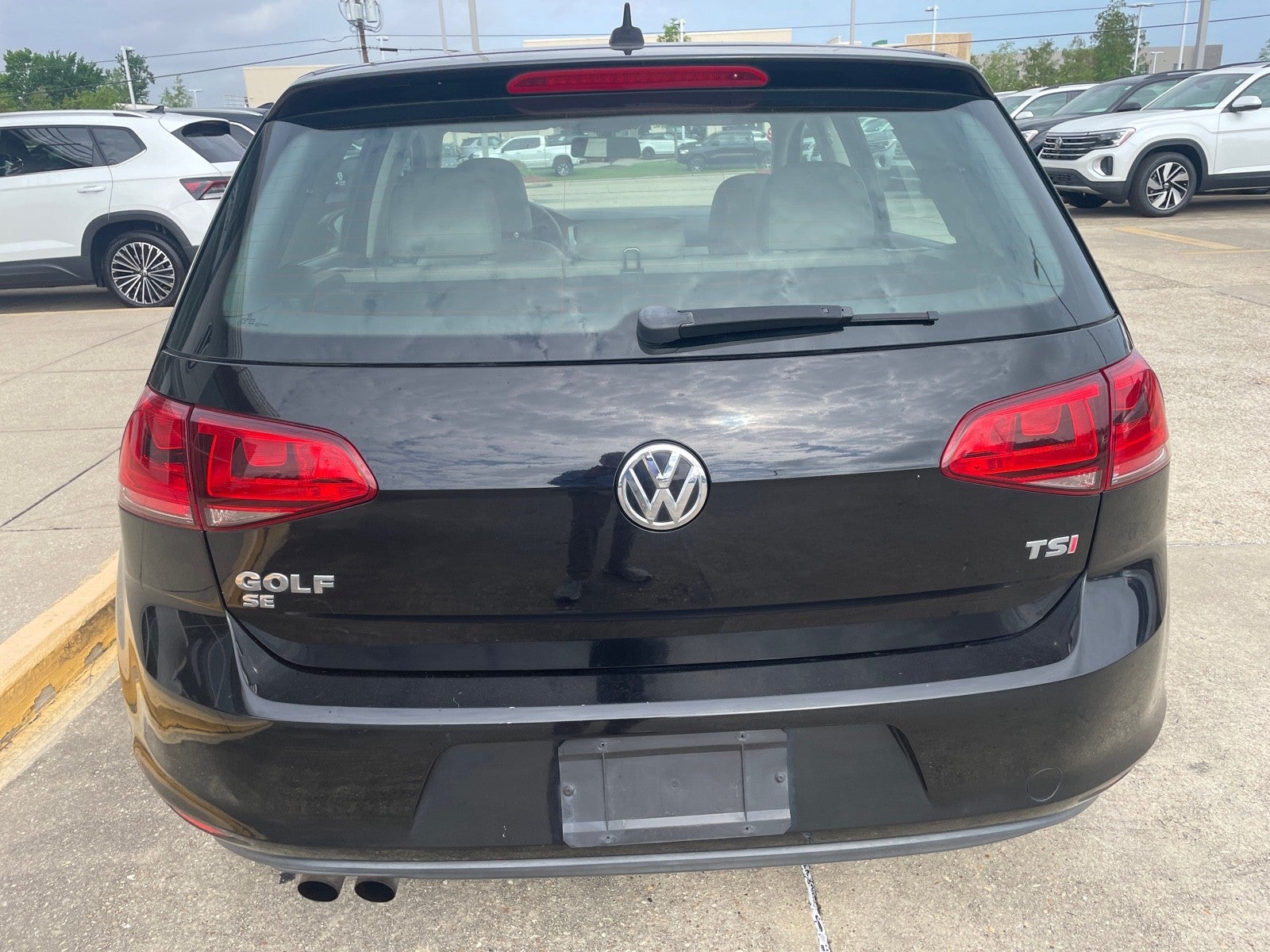2016 Volkswagen Golf TSI SE