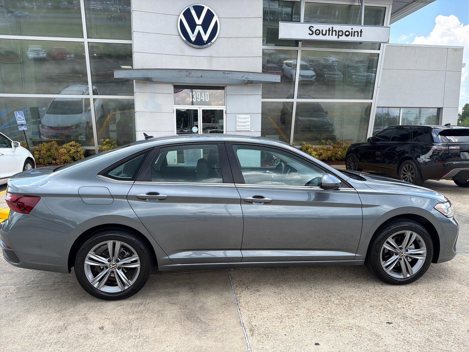 2023 Volkswagen Jetta SE