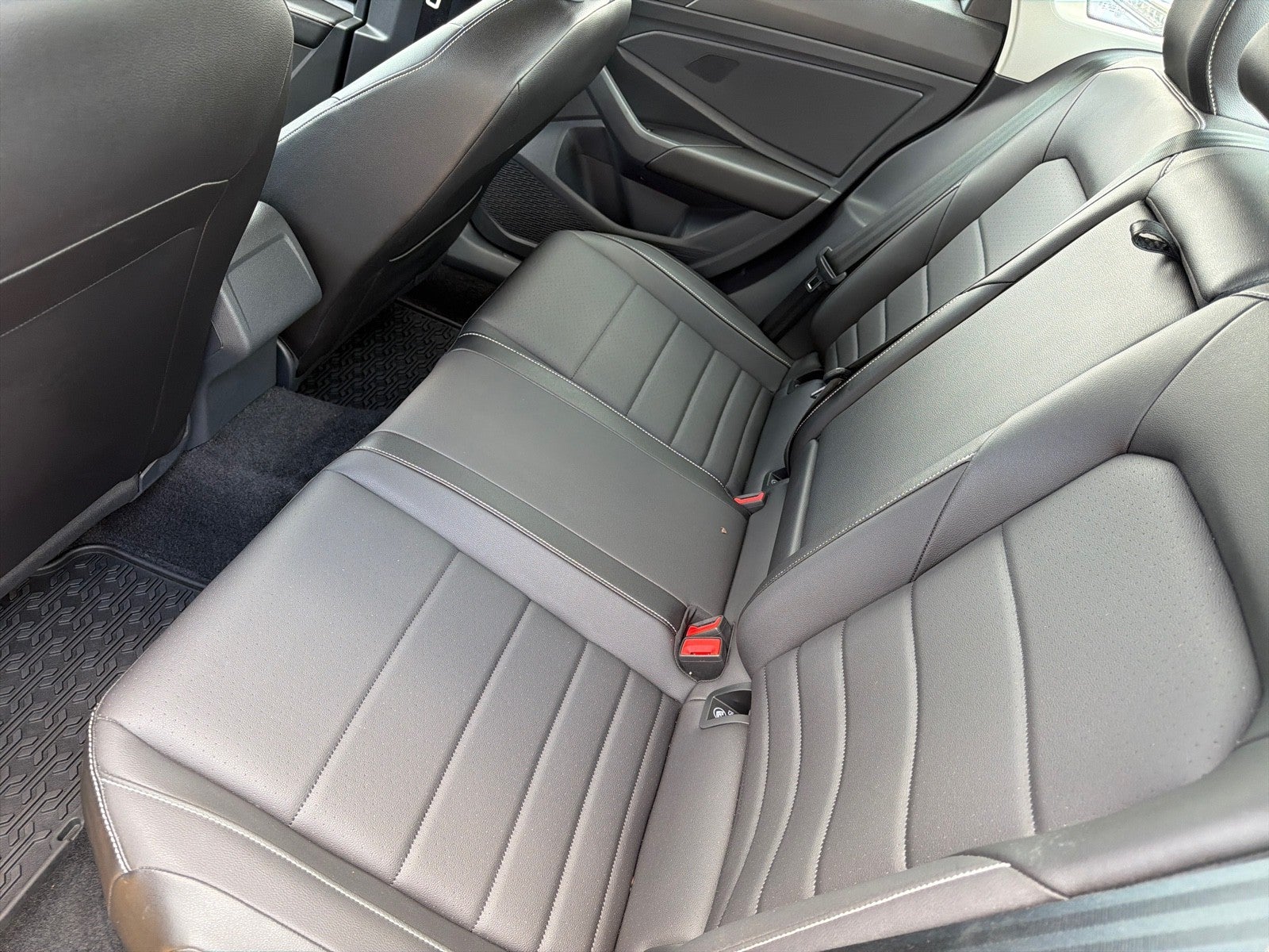 2023 Volkswagen Jetta SE