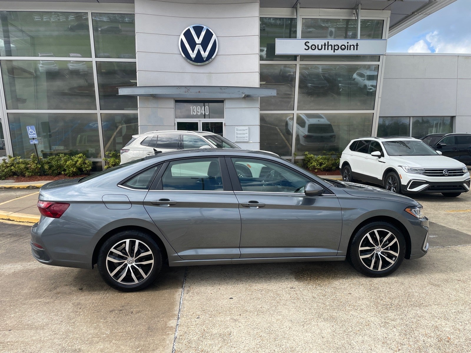 2025 Volkswagen Jetta SE