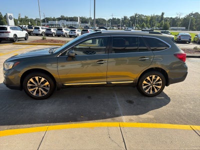 2019 Subaru Outback Touring