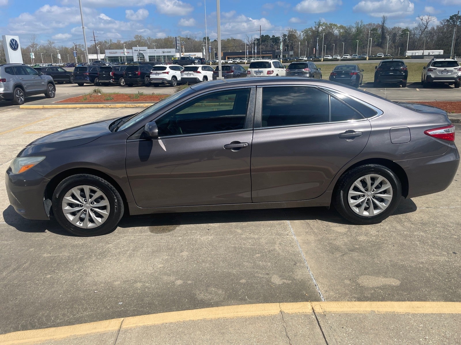 2016 Toyota Camry LE