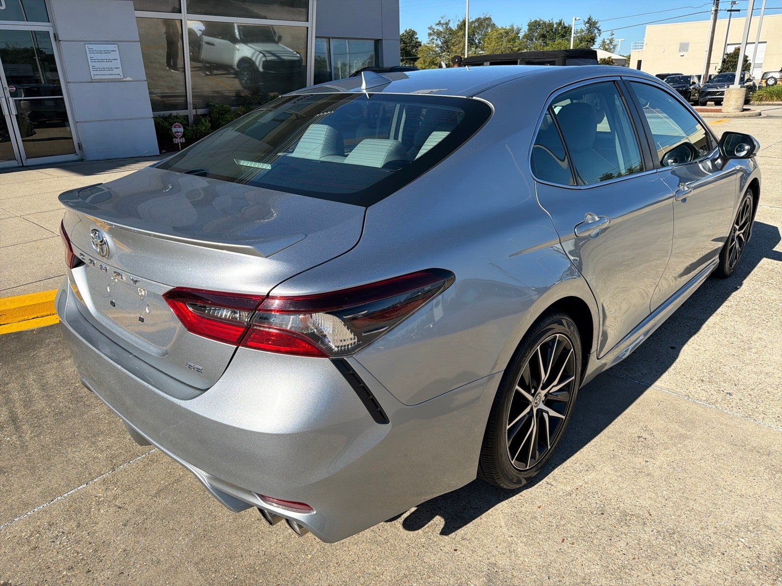 2023 Toyota Camry SE