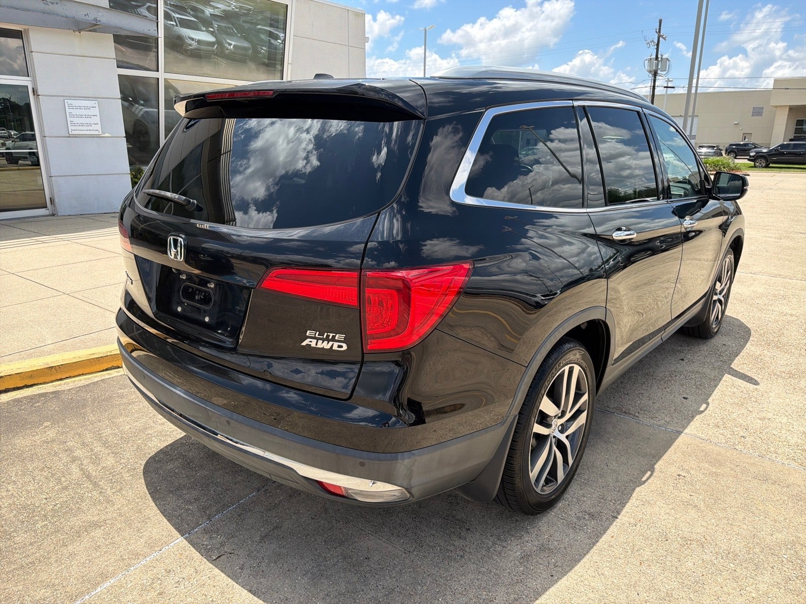 2017 Honda Pilot Elite