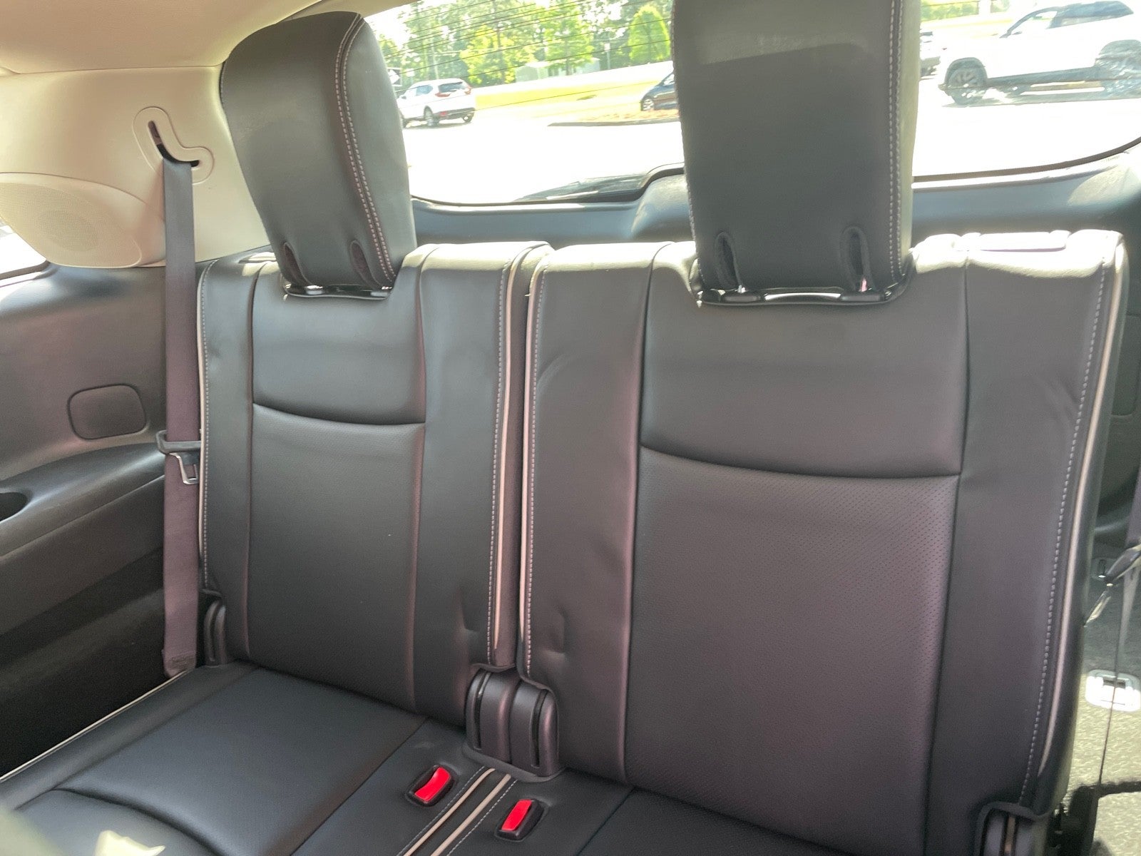 2016 INFINITI QX60 Base