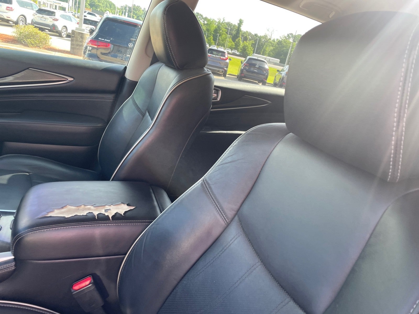 2016 INFINITI QX60 Base