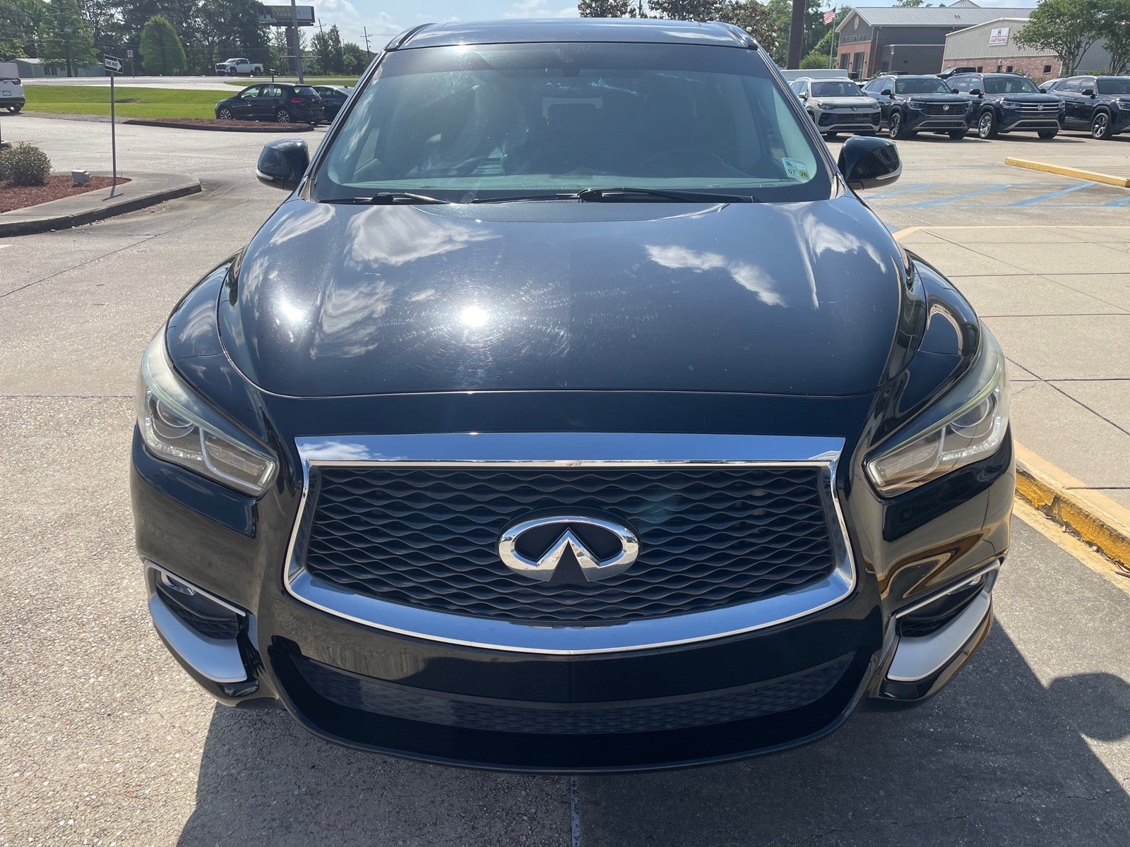 2016 INFINITI QX60 Base