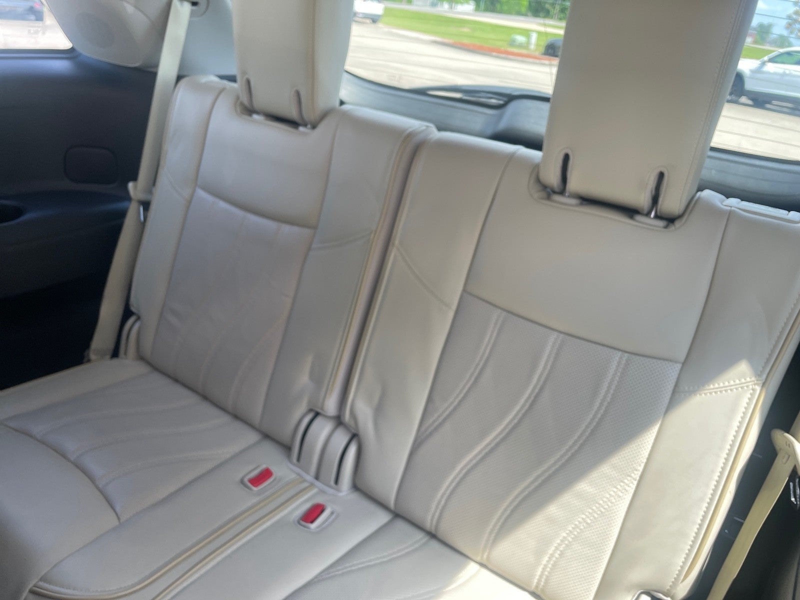 2015 INFINITI QX60 Base