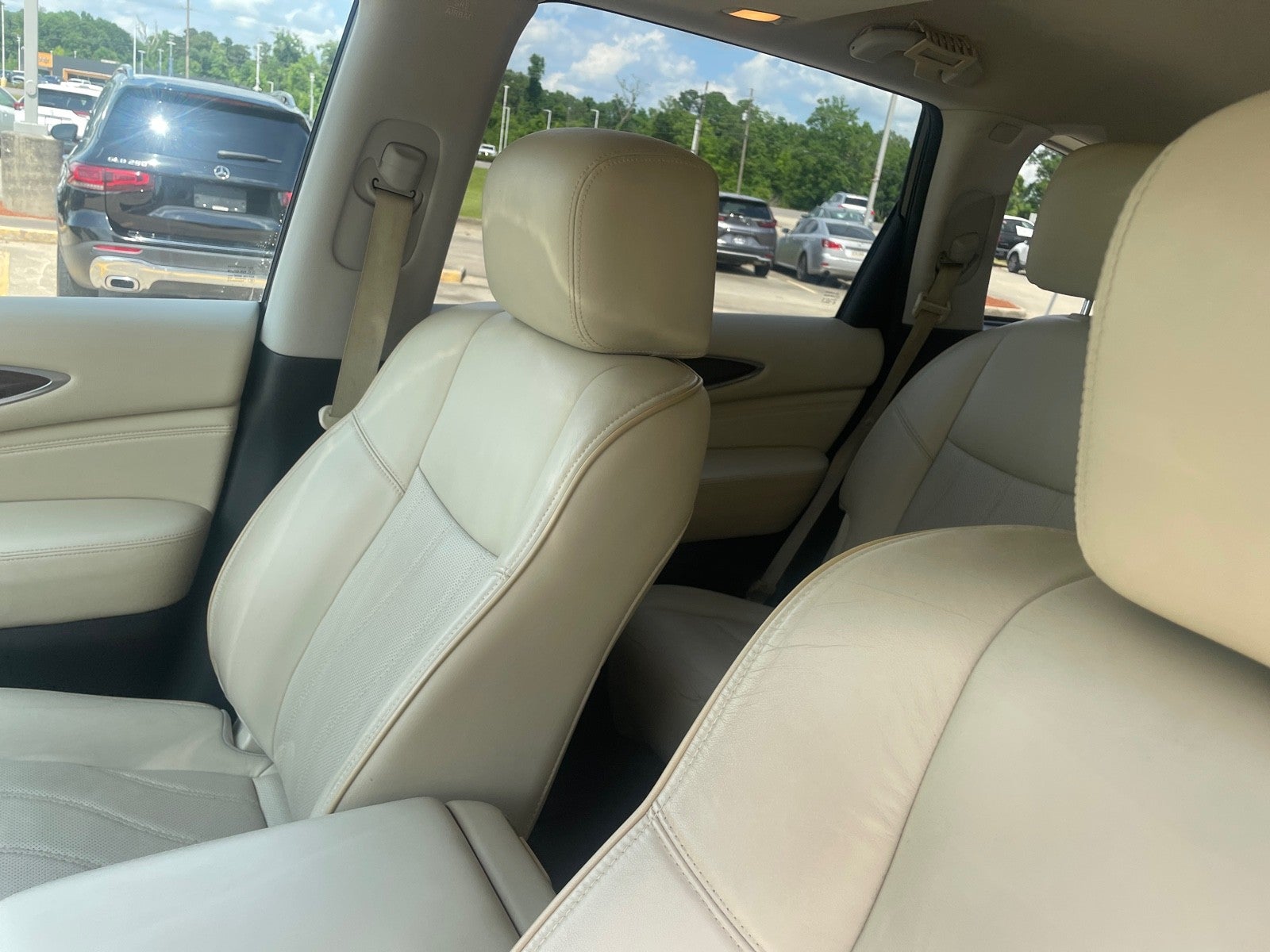 2015 INFINITI QX60 Base