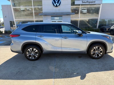 2020 Toyota Highlander XLE