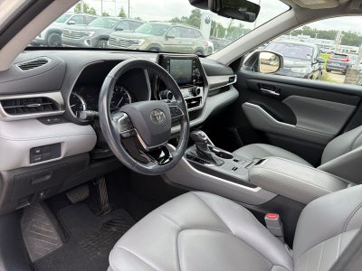 2021 Toyota Highlander XLE