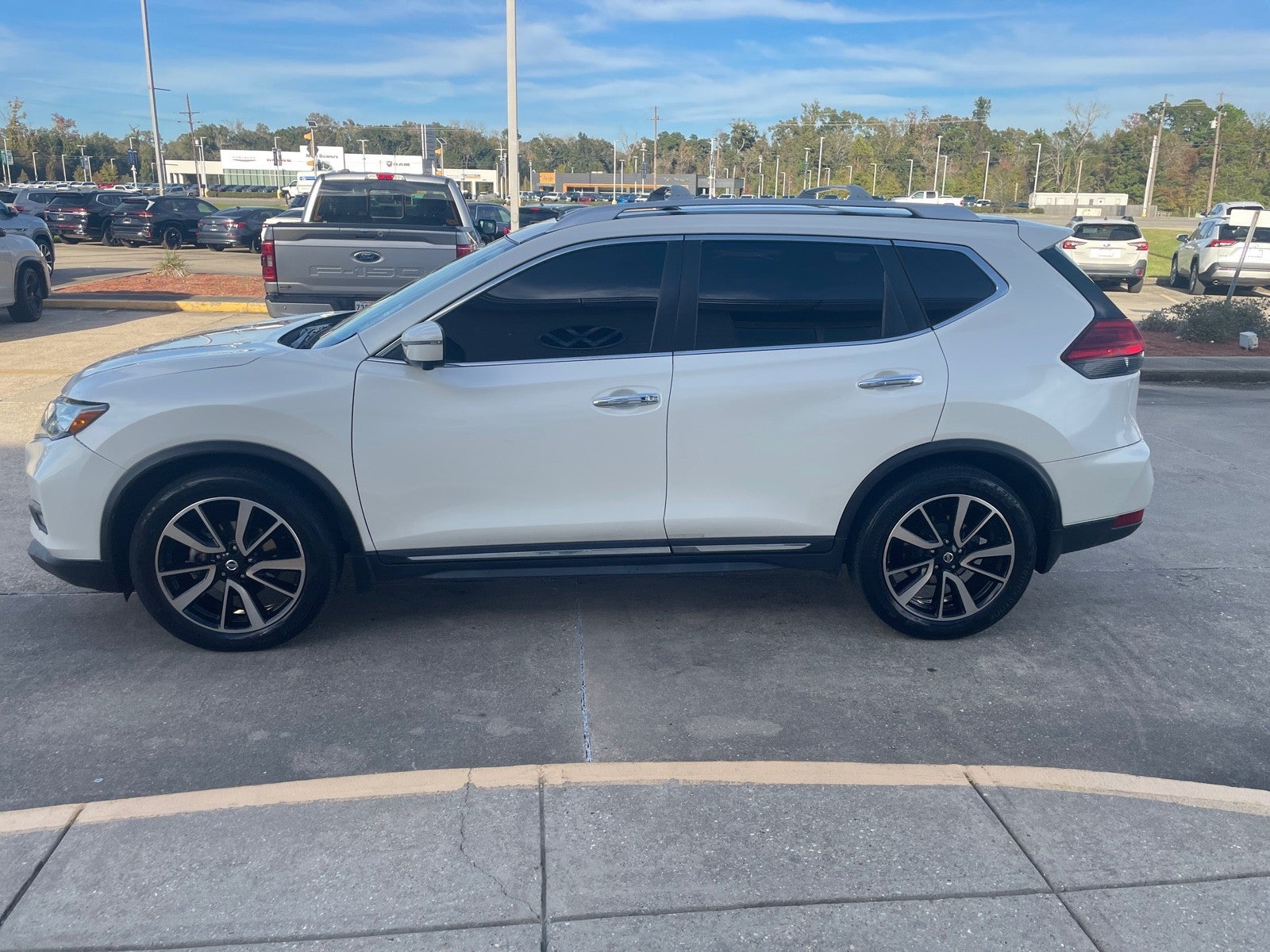 2017 Nissan Rogue SL