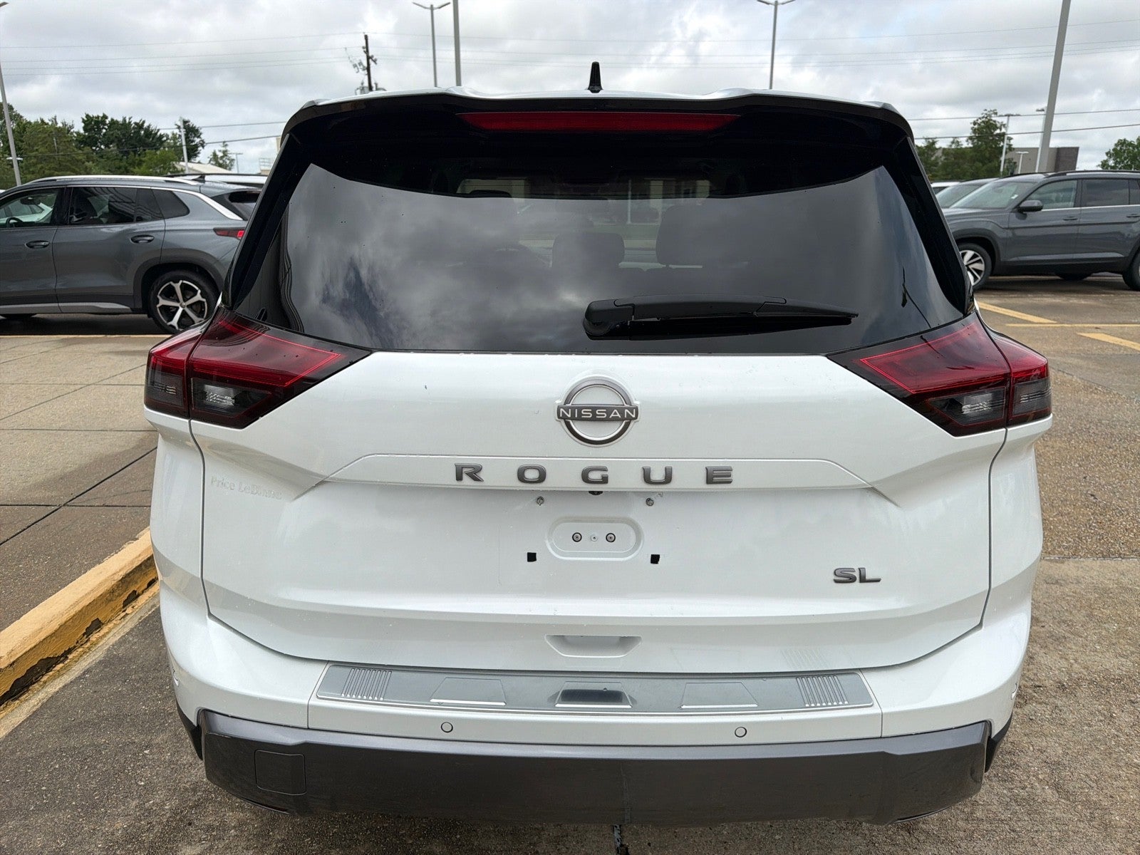 2024 Nissan Rogue SL