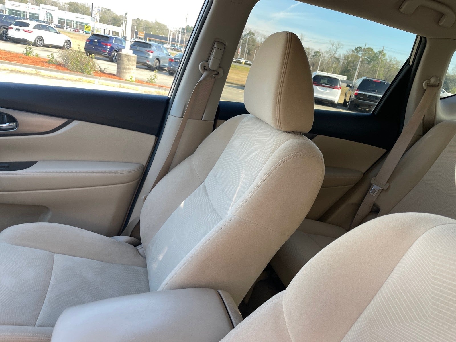 2015 Nissan Rogue SV