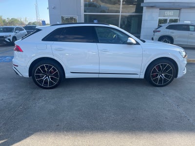 2020 Audi Q8 Prestige