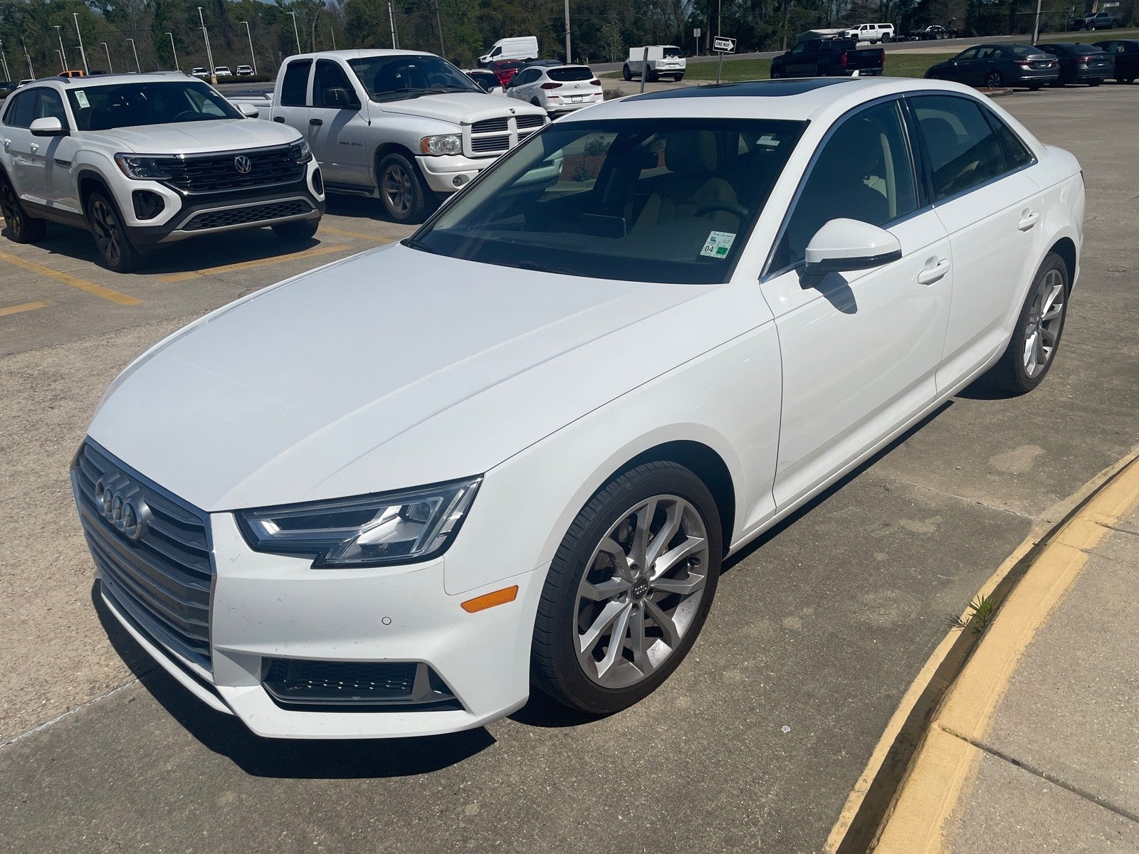 2019 Audi A4 Premium Plus