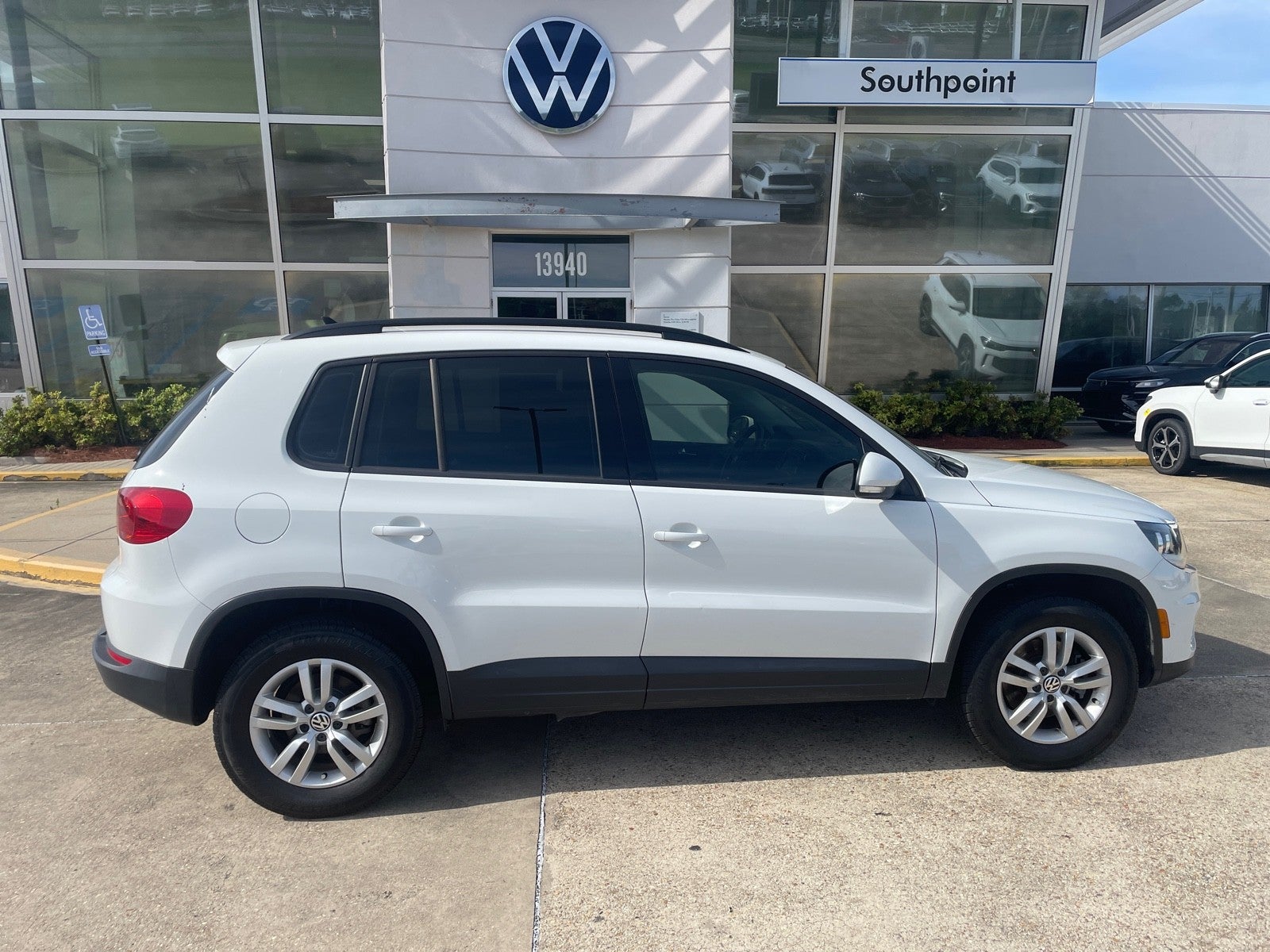 2015 Volkswagen Tiguan S