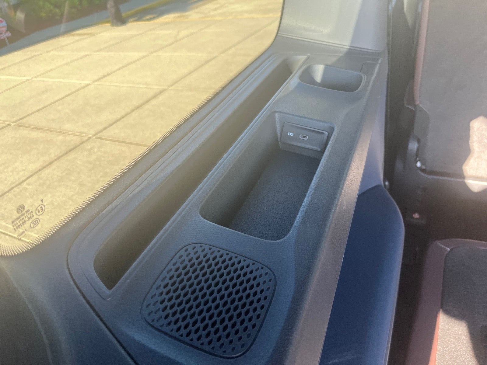 2025 Volkswagen ID. Buzz Pro S Plus