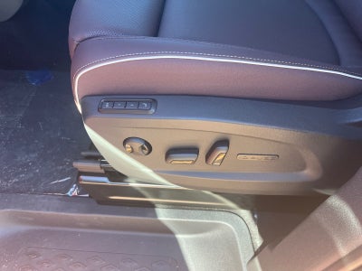 2025 Volkswagen ID. Buzz Pro S Plus