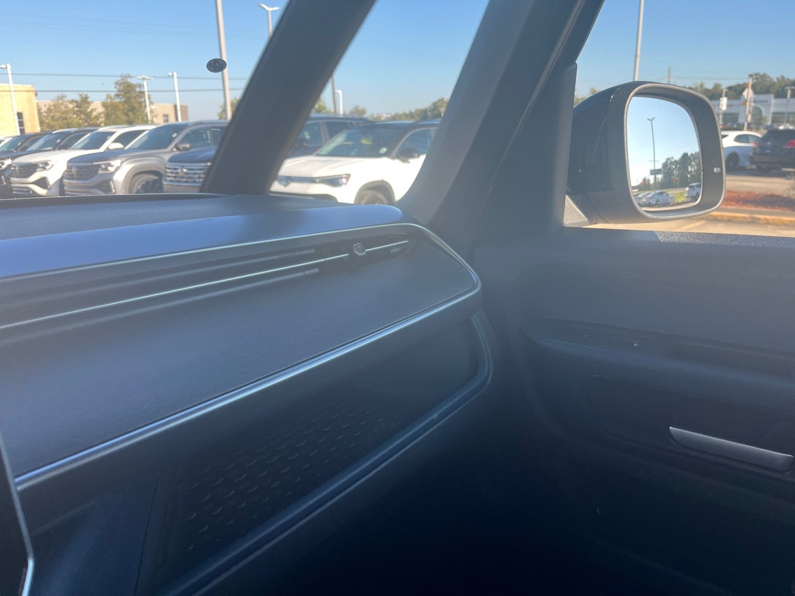 2025 Volkswagen ID. Buzz Pro S Plus