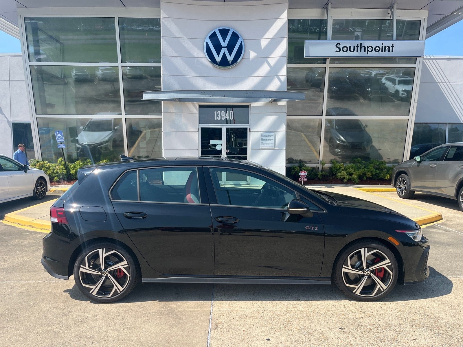 2025 Volkswagen Golf GTI SE