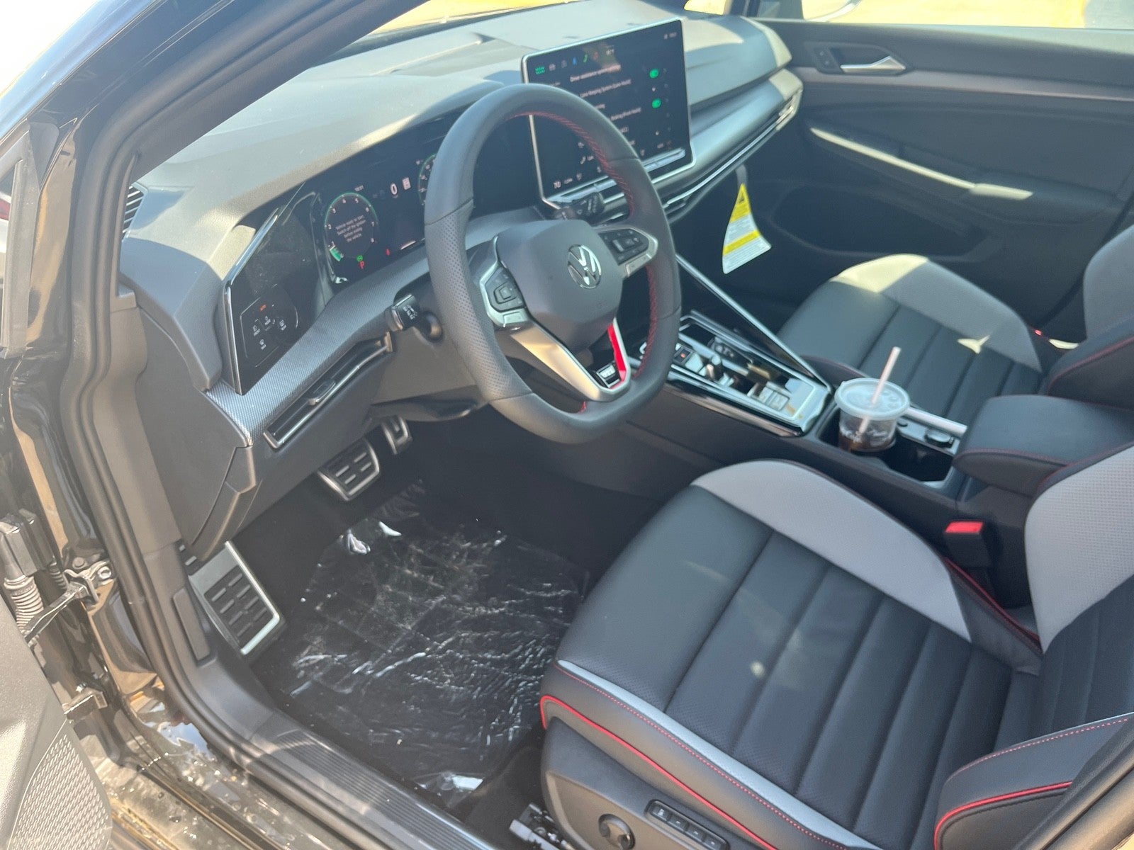 2025 Volkswagen Golf GTI SE